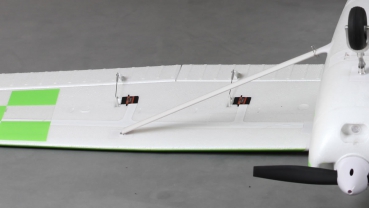 FMS Ranger 1800 EPO PNP vorbildähnlicher Trainer, gefedertes Fahrwerk und Beleuchtung