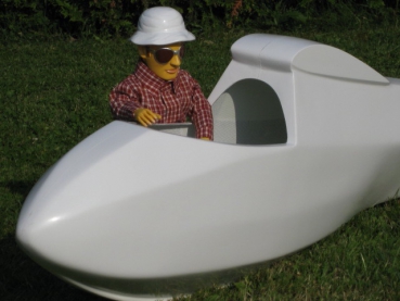 Preview: Pilotenpuppe "Horst" braun Vollkörperpuppe für Maßstab 1:3 - 1:3,5