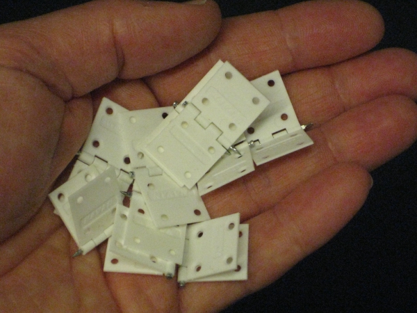 Kavan Nylon Stiftscharnier 34x16mm  VE=10 Stück