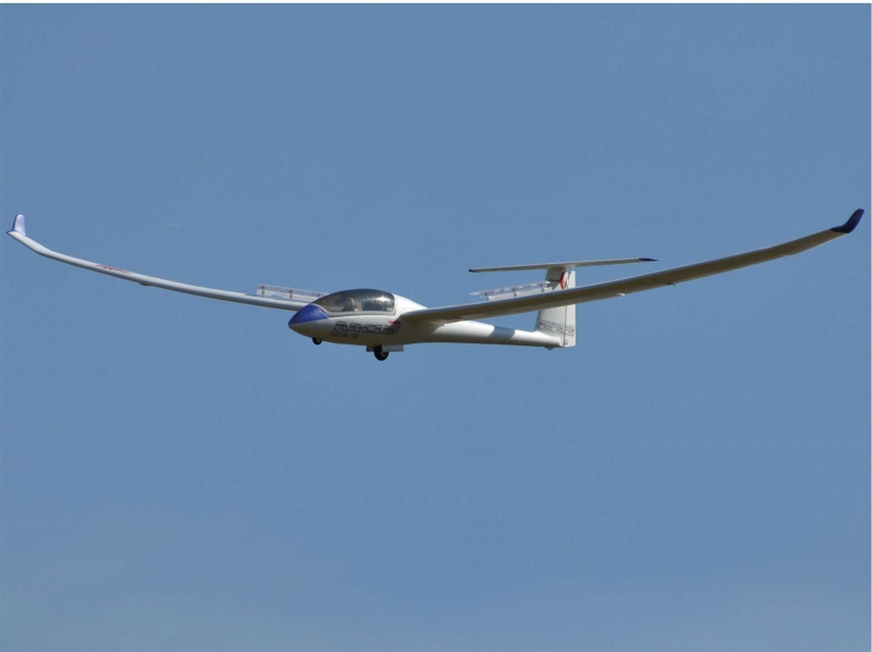 Arcus E 2.2 ARF PNP eleganter vorbildgetreuer Elektrosegler mit Klapptriebwerk und Störklappen