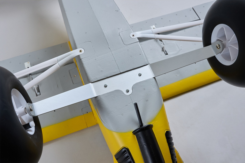 Derbee XCub PNP 1.5m STOL inklusive Schleppkupplung für 3-4S Lipo