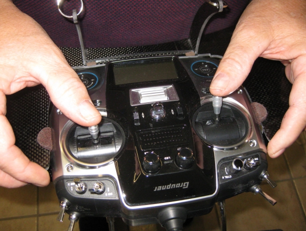 CFK Senderpult Airjump für Handsender Jamara 161165