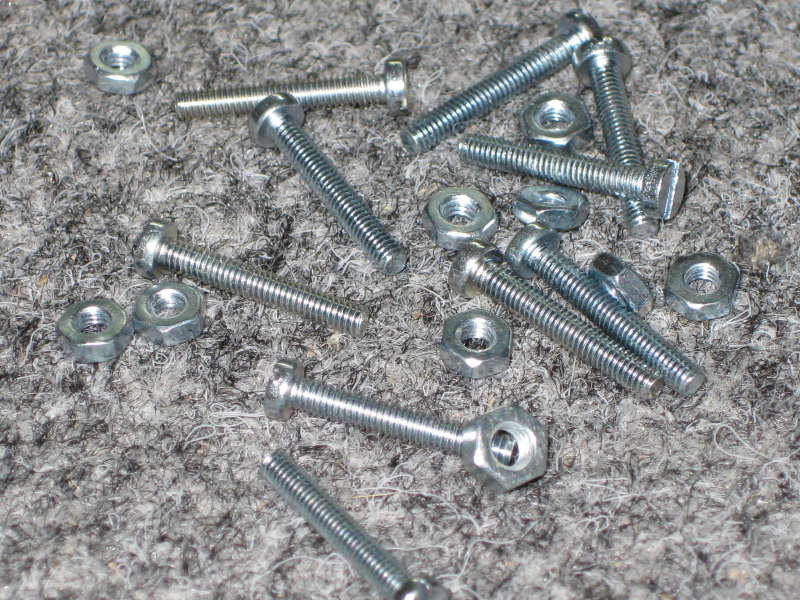 Schrauben mit Zylinderkopf M2,5 x 16mm (VE=10 Stück)