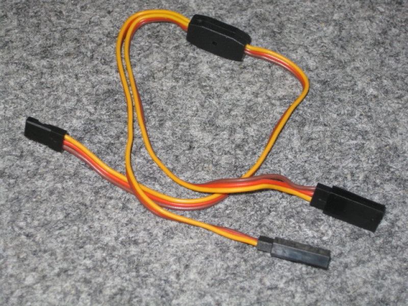 JR Y-Kabel lang 15cm AWG22 / 0,32mm²